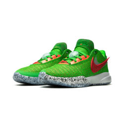 Nike LeBron 20 - Éléments Métalliques