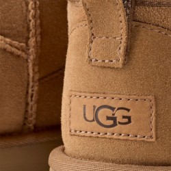 Commandez les Bottes Ultra Mini UGG - 1116109