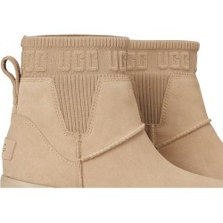 UGG Moxy Chelsea Boots B0DPRP7N8J Design Unique